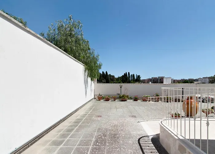 Maroby & Parking - Selection Pensionat Lecce