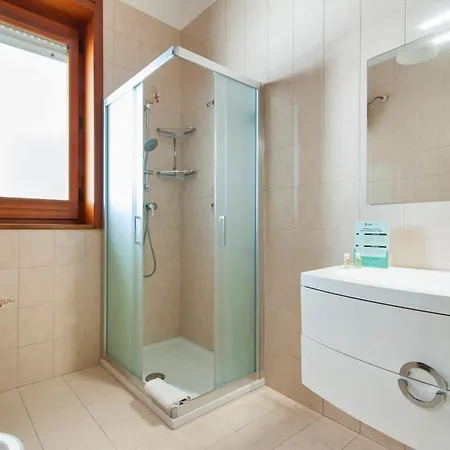 Maroby & Parking Guest house Lecce