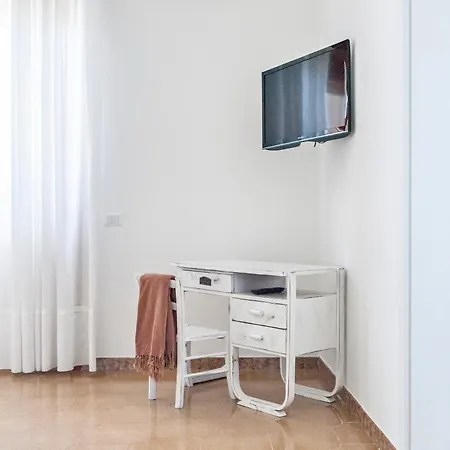 Maroby & Parking Guest house Lecce
