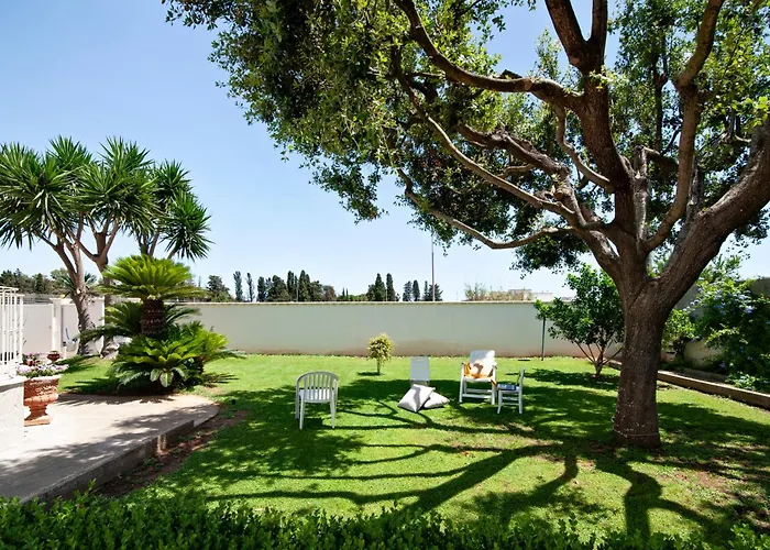 Maison d'hôtes Maroby & Parking - Selection 3*